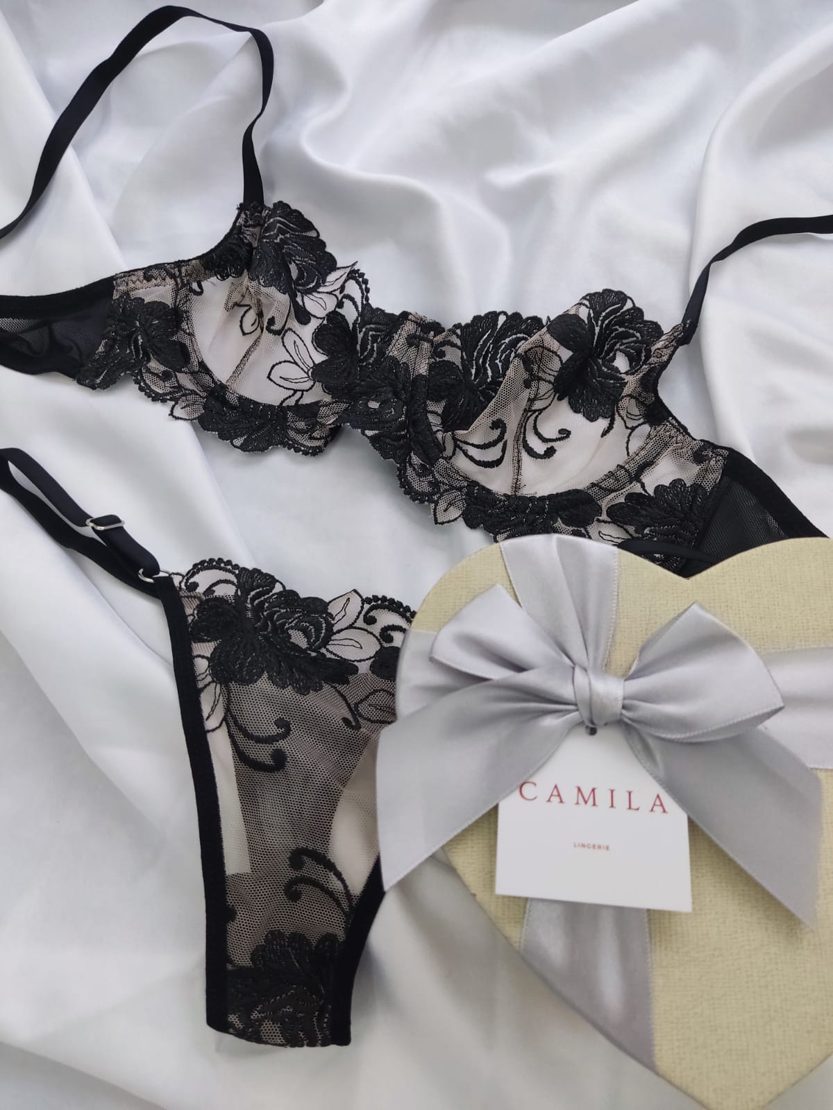 Ensemble lingerie "Black orchid" đź–¤
