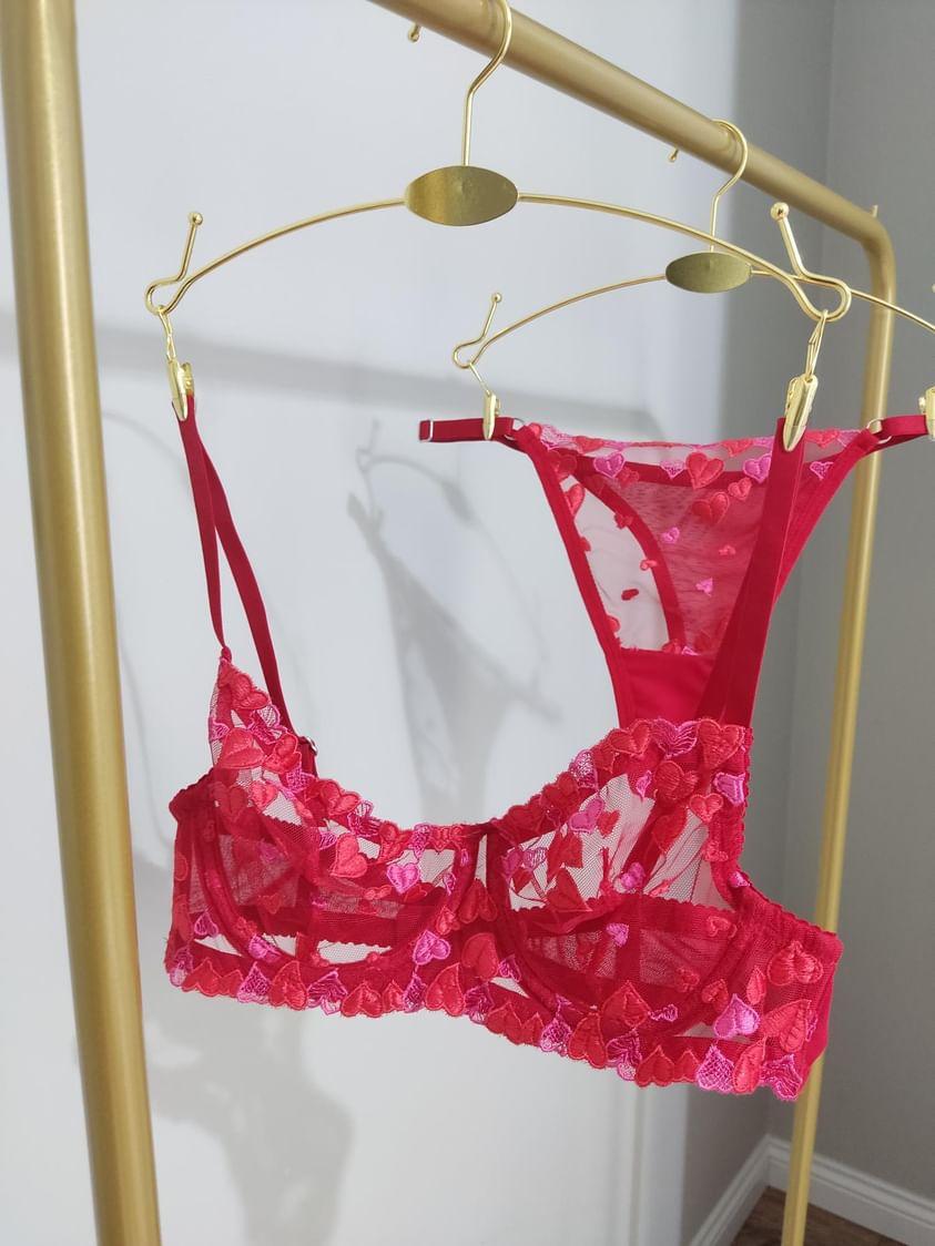 Ensemble Amour Curve