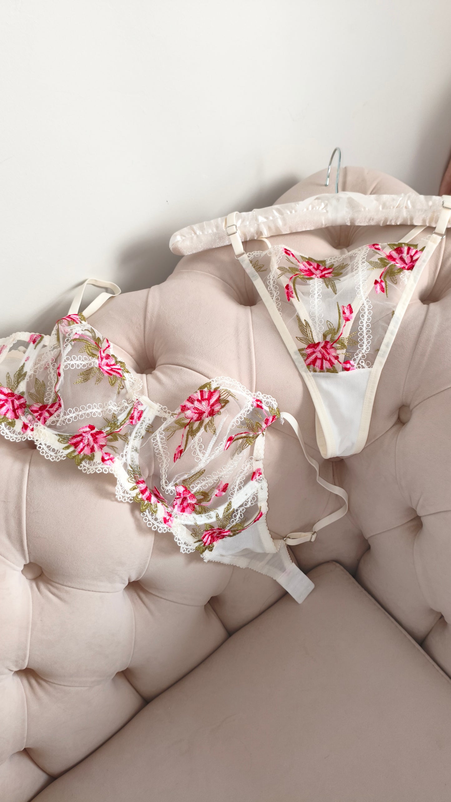 Ensemble Antalya "Curve"