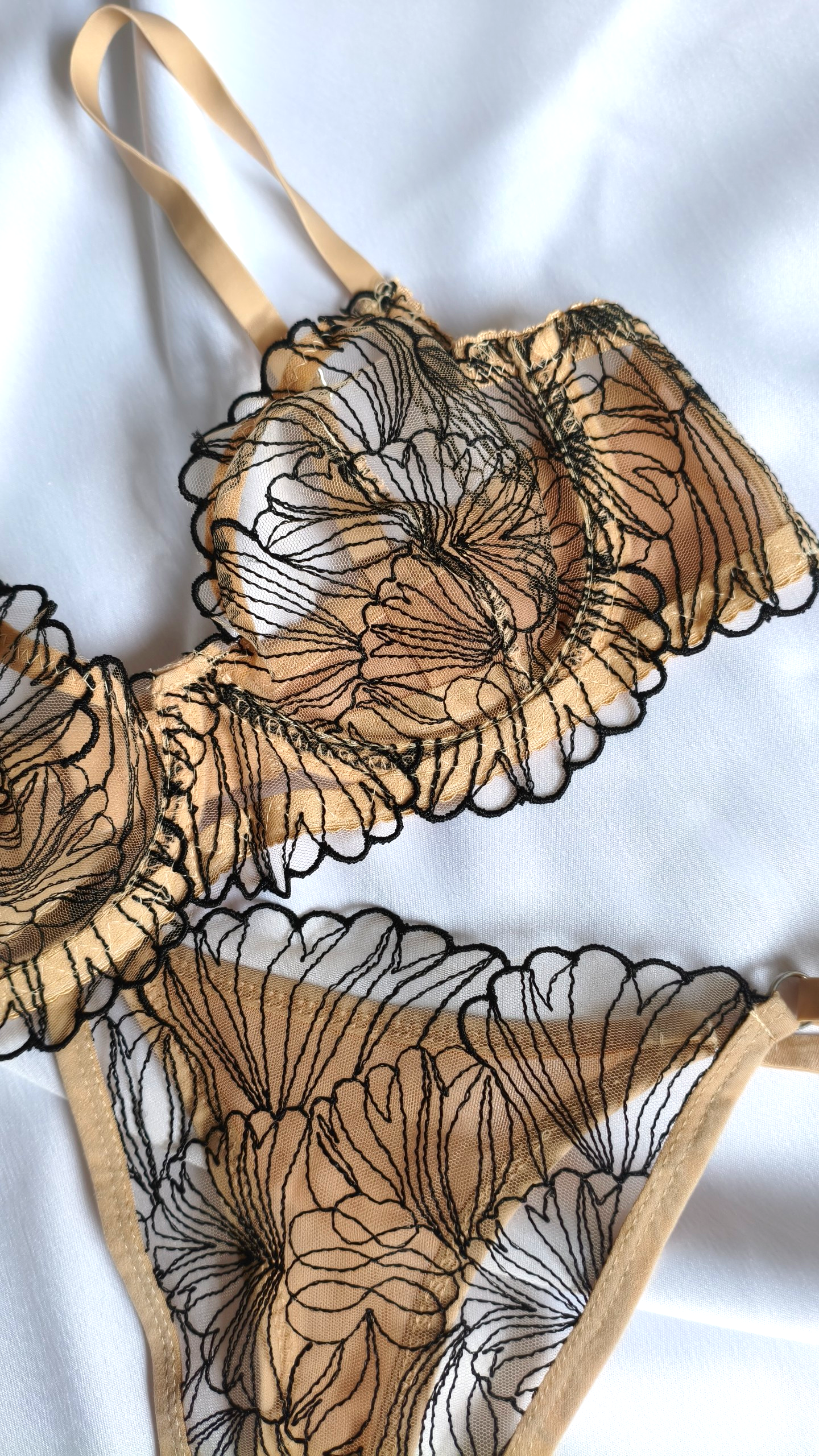 Ensemble Bella nude